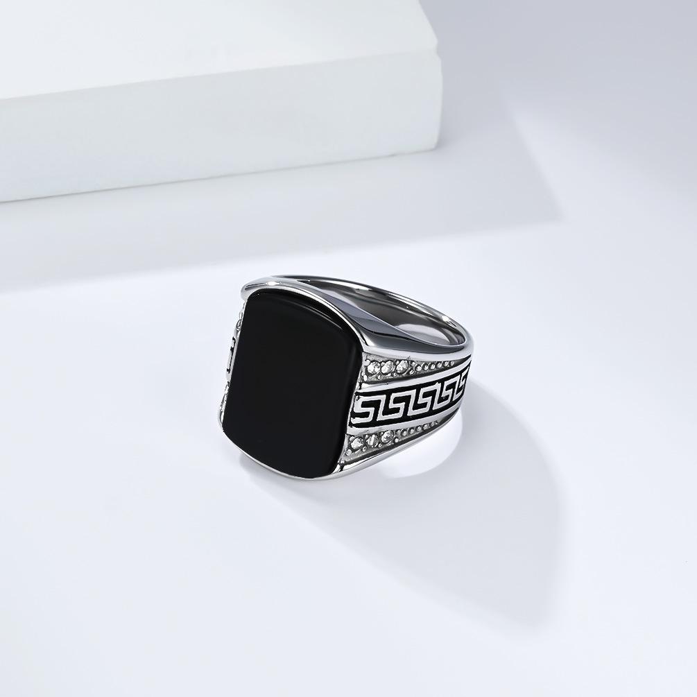 2025 Retro Great Wall Pattern Black Gemstone Ring for Men's Personalized Fashion Ring