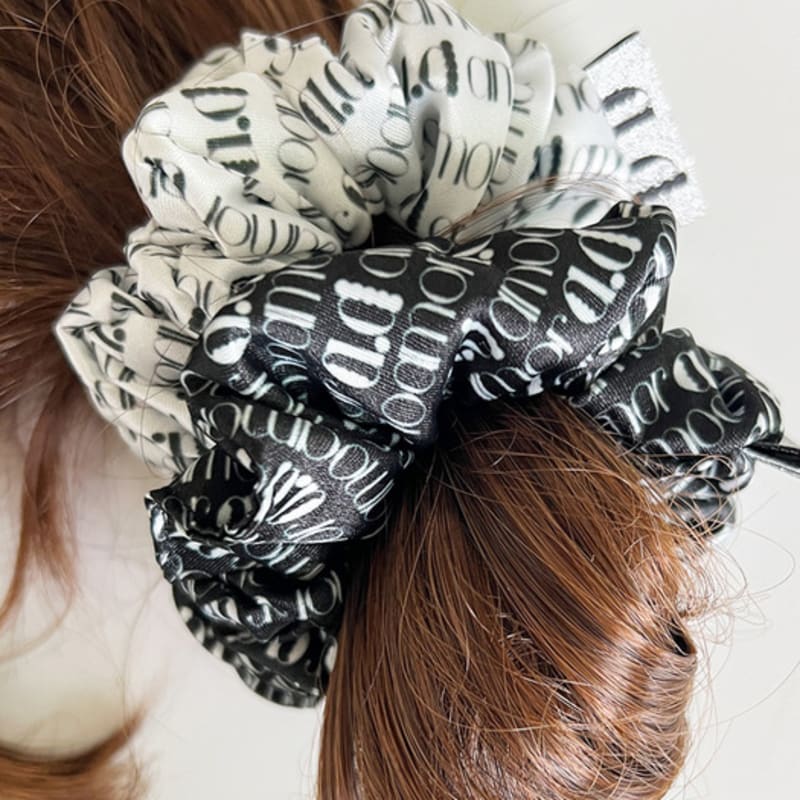 amoamor lettering scrunchie_4colors