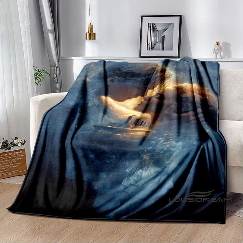 

(Titanic) Flannel Blankets Are Suitable for Bedrooms, Living Rooms, Beds, Camping, Picnics, Offices, and Other Places. 75x90cm