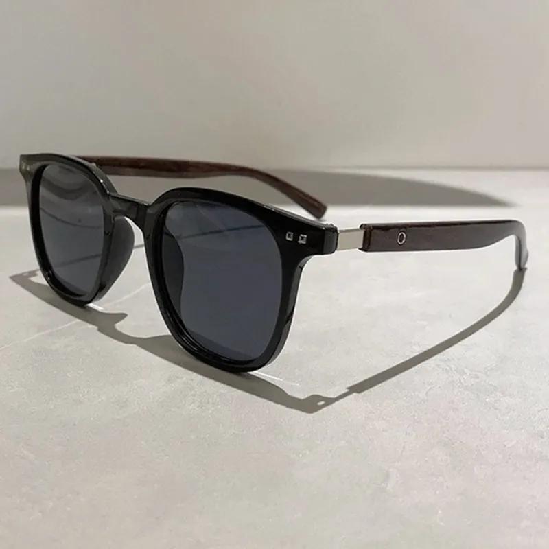 Trendy Retro Wood Grain Polarized Sunglasses for Women and Men New Square Frame Sun Glasses Cycling Eyewear Outdoor Street UV400
