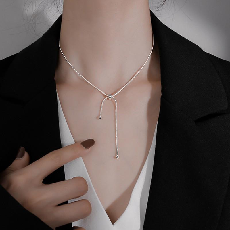 Elegant S925 Sterling Silver Water Drop Necklace - Women's Luxury Niche Design Choker with a Simple, Trendy Style.
