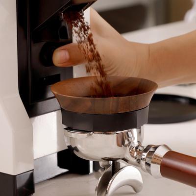 Embudo Dosificador de Espresso Café para Portafiltros Tamper Rotatorio Herramienta de Café