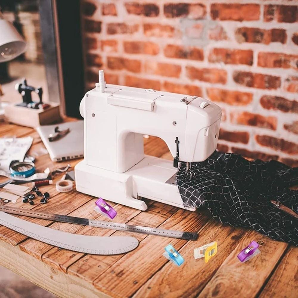 30PCS Multipurpose Sewing Clips Plastic Crocheting Clips Fabric Clips Sewing Supplies