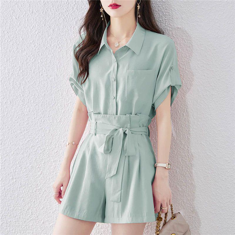 

Women s Summer Set: Short-Sleeved Shirt & Wide-Leg Shorts. Loose, Casual, Age-Reducing, Stylish Workwear Fashion. Small