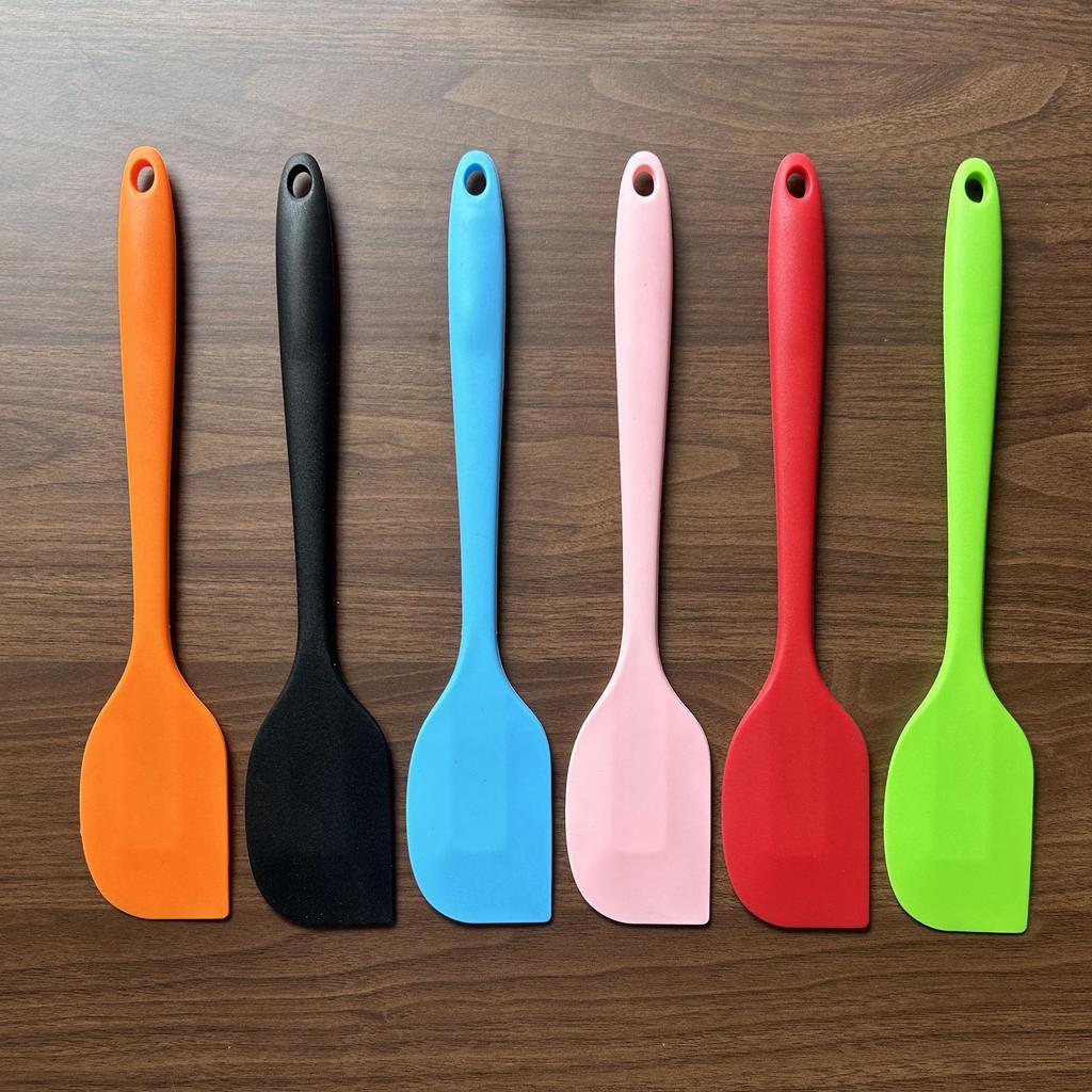 Silicone Baking Spatula: Large, Thickened, Full-Wrap Design for Mixing and Scraping