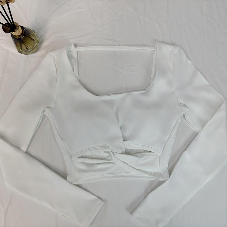 

Осенний топ для йоги с длинным рукавом и встроенными чашечками - Удобный и стильный Medium белый