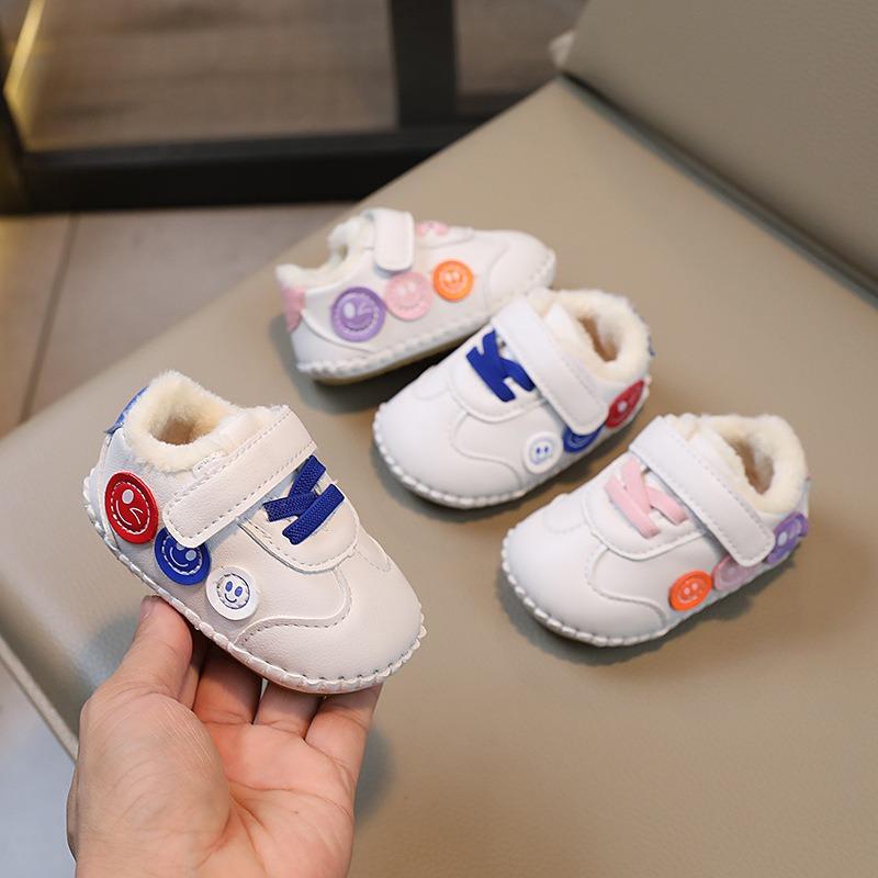 Winter Walking Shoes for Boys and Girls, Soft-Soled Infant Cartoon Fleece-Lined Cotton Shoes.