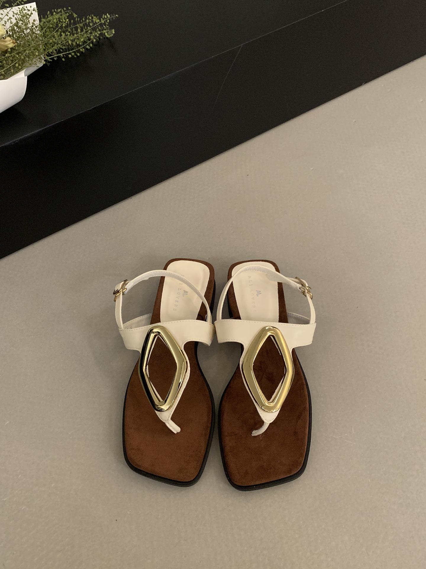 

French wedge heel metal buckle niche toe sandals women s summer 2025 new models with skirts vacation beach roman shoes 40