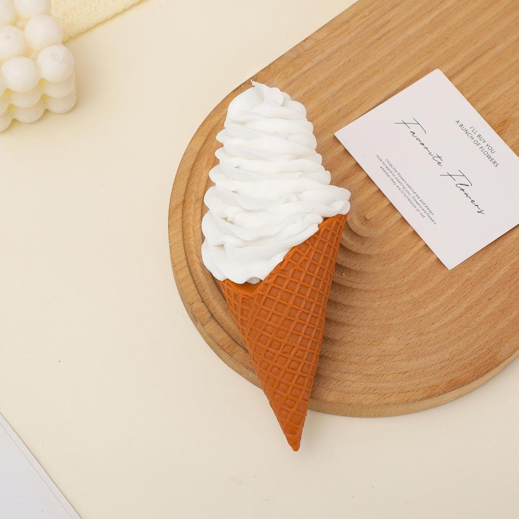 Giant Burger and Ice Cream Cone Model Ornament for Display