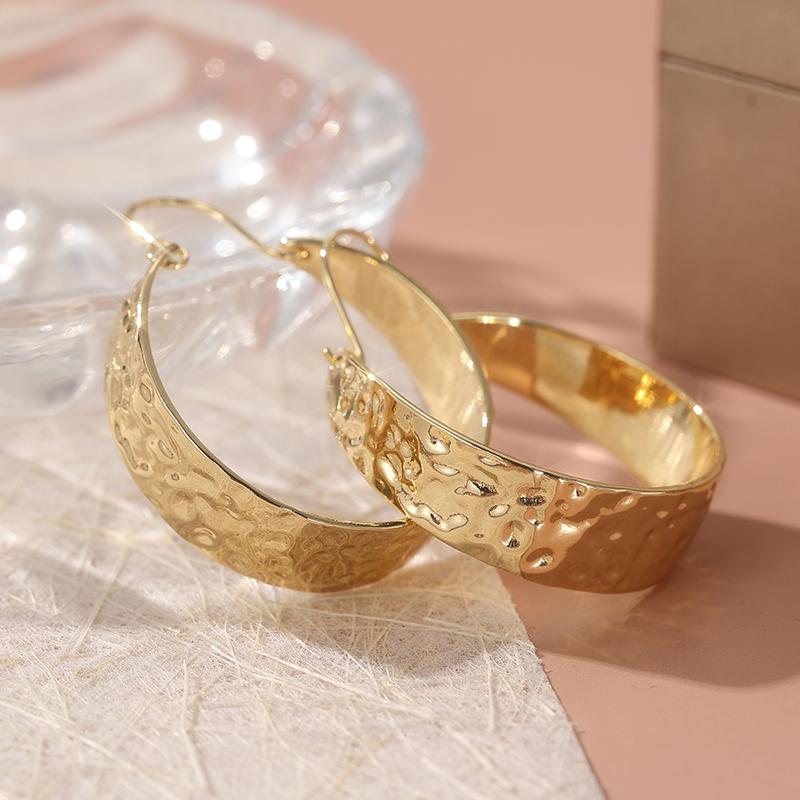 Classic Trendy Gold Color Metal Glossy Surface Carving Geometry Pattern Hoop Earrings for Women Jewelry