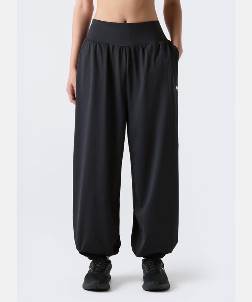 DESCENTE Women'S Knit Harem Jogger Fit Pants Black Sr322Pkp73