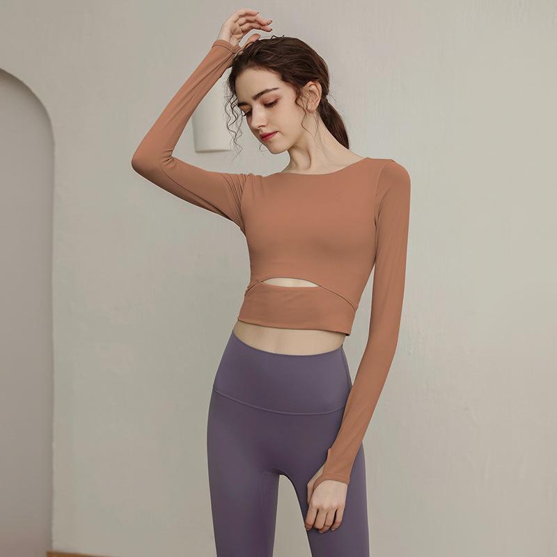 

Женский осенний комплект для йоги с топом с подкладкой и облегающим лонгсливом для бега и пилатеса S (recommended under 45 kg)