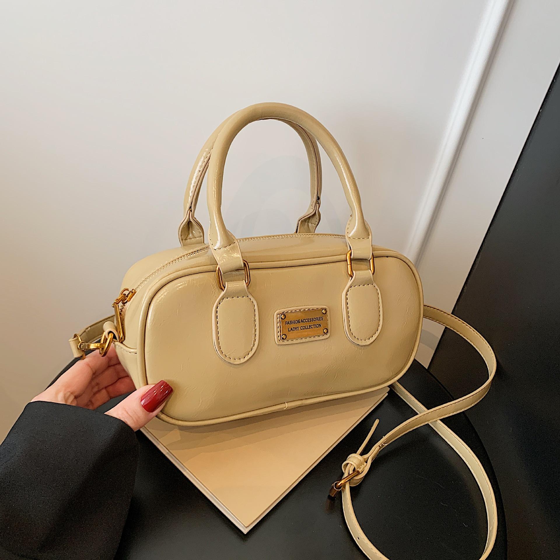 

Винтажная сумка-боулинг, женская, 2025, новая популярная, высококлассная на плечо, модная сумка-мессенджер для通勤 хаки