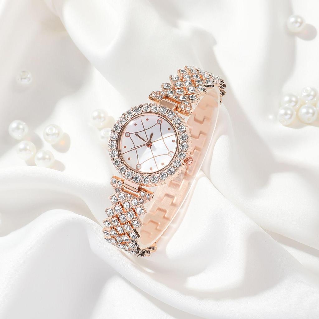 Versatile Retro Quartz Leather Strap Women's Watch + Sports Electronic Watch Set