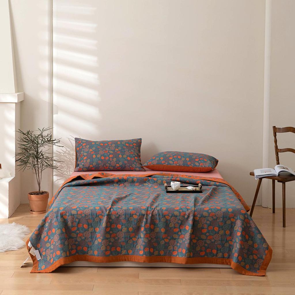 Luxe Drie-Laags Katoenen Gaas Jacquard Plaid – Ademend Multifunctioneel Dekbed voor Zomer, Moeder en Baby.