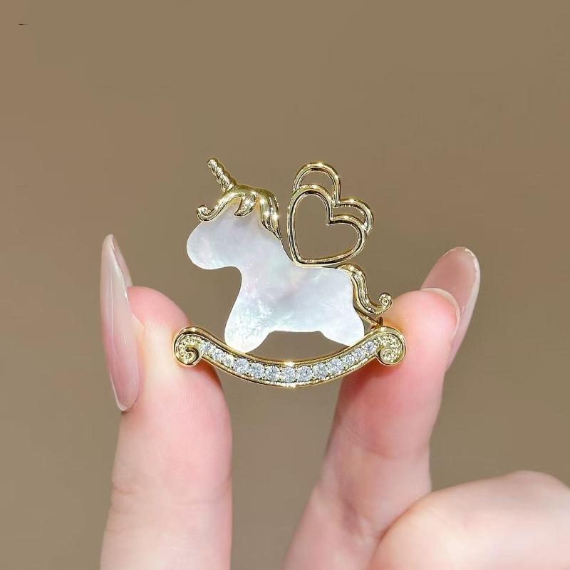 Luxury and Chic Colorful Brooch - Exquisite, Small-scale, Fashionable and Versatile Design - Flying Horse Brooch