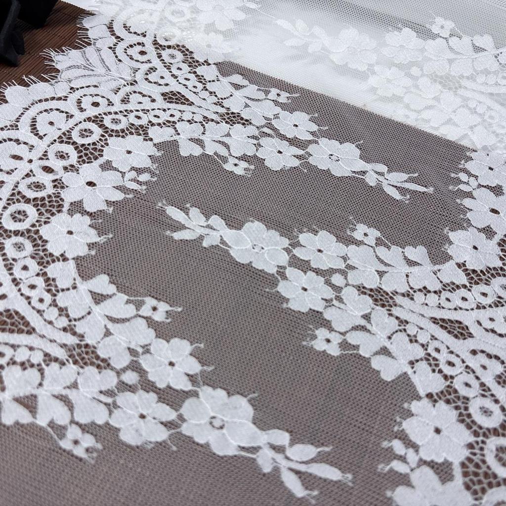 ( 3 Colors ) French Chantilly Lace, 3m X 32cm, Non-stretch Eyelash Lace Fabric for Wedding, Lingerie, Dress, Garment, Sewing & Crafting