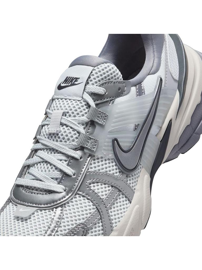 FD0736-003 Nike V2K Run Pure Platinum Wolf Gray Cool Gray Metallic (Women's)