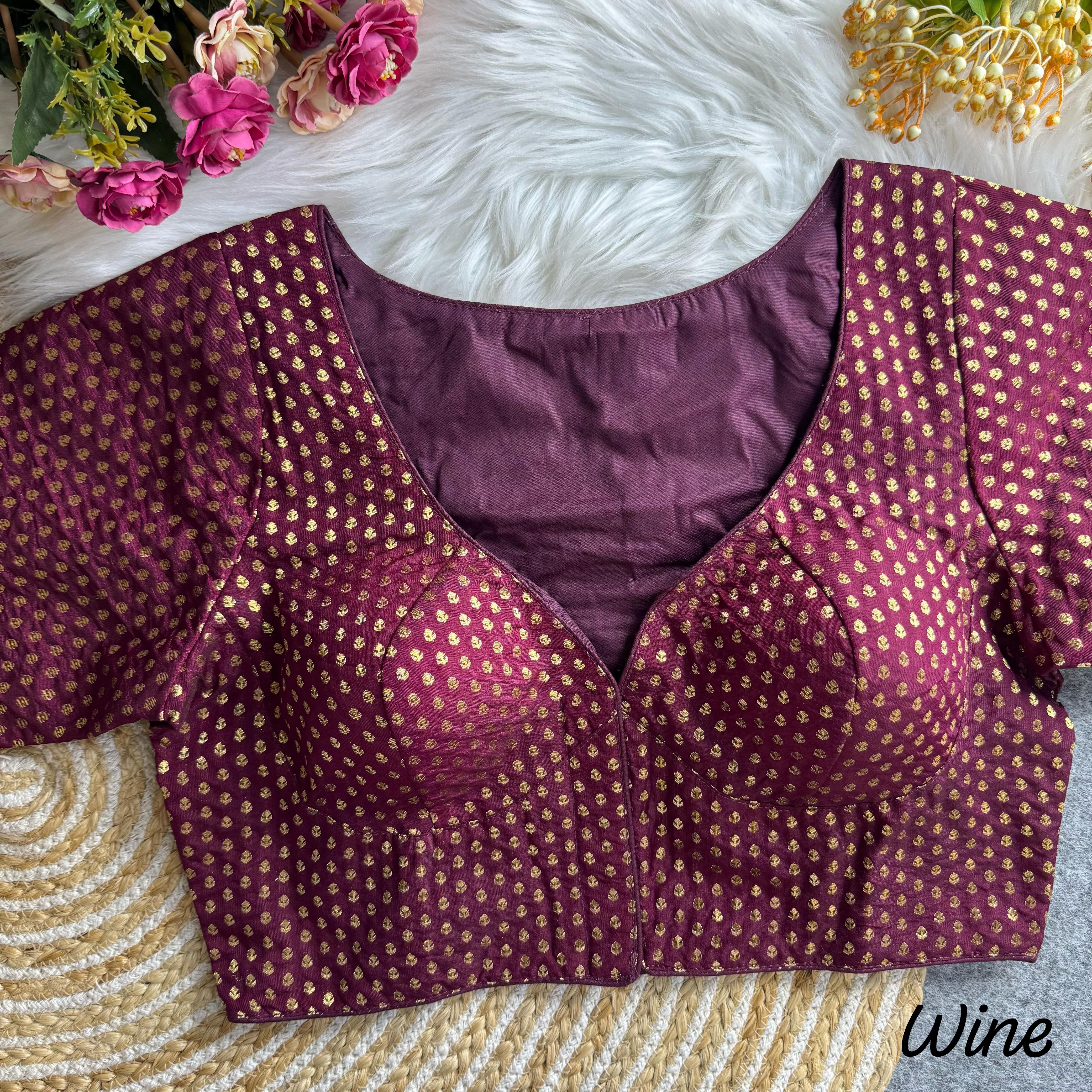 

Нарядная блузка для вечеринки L