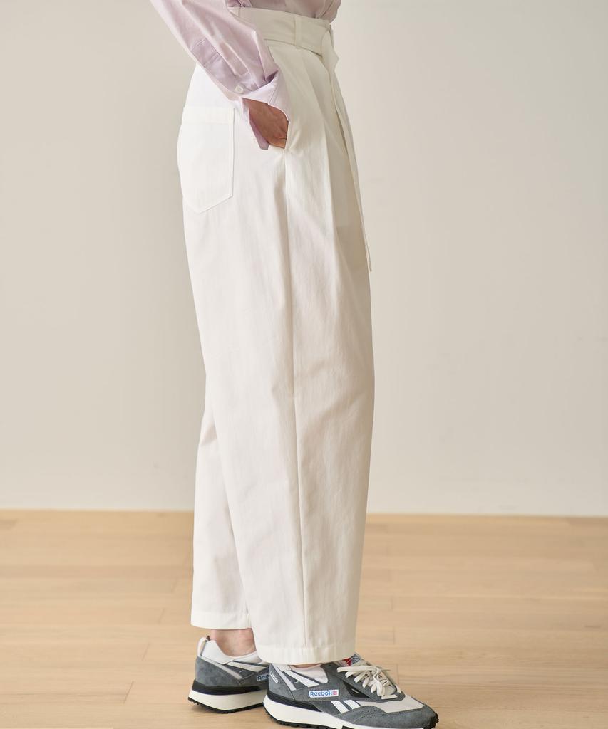 GRIDAJ Cotton Bio-Washed Belted Double-Pleated Pants _ White