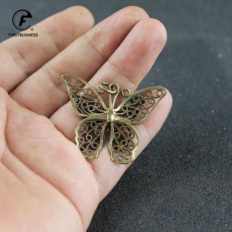 Cute Butterfly Pendant Necklace for Women Cocktail Party Statement Keychains Copper Style Korean Fashion Necklaces Jewelry Gifts