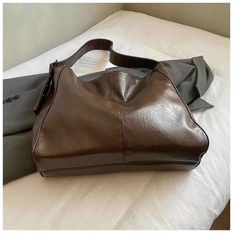 Vintage Commuter Bag Women's Large Capacity Underarm Bag Single Shoulder Messenger Bag