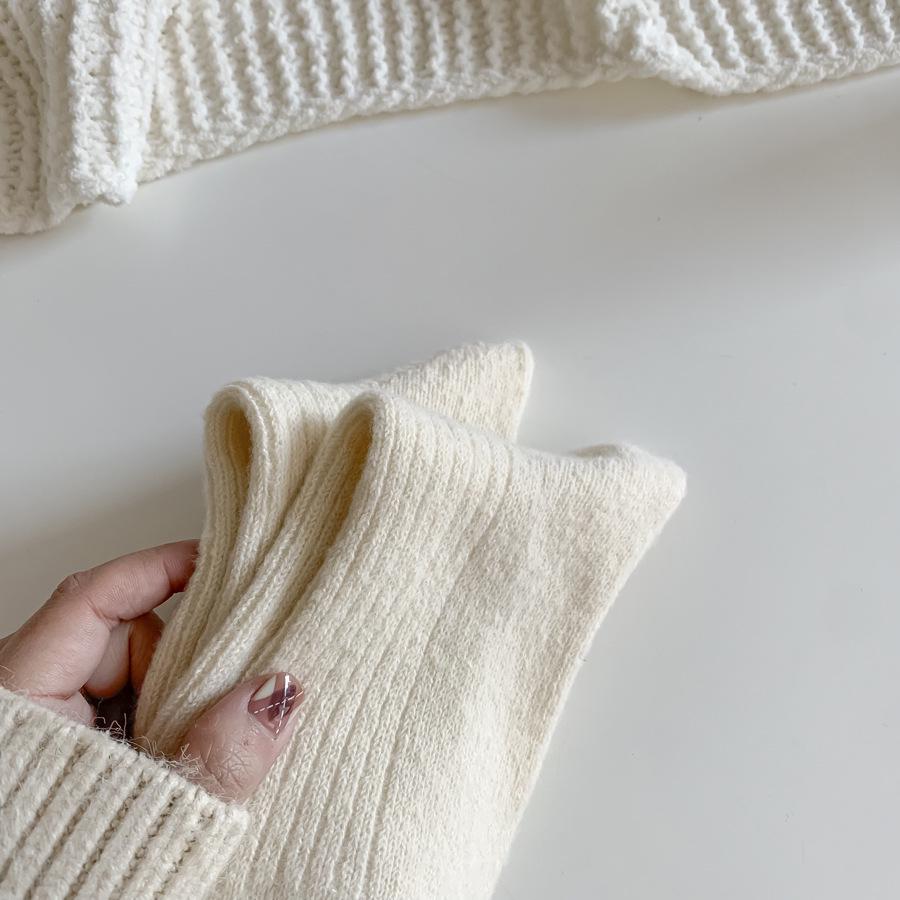 Warme Damen-Wollsocken im japanischen Stil, mittellang - Trendige, vielseitige Herbst-Winter-Kaschmir-Stulpen-Socken