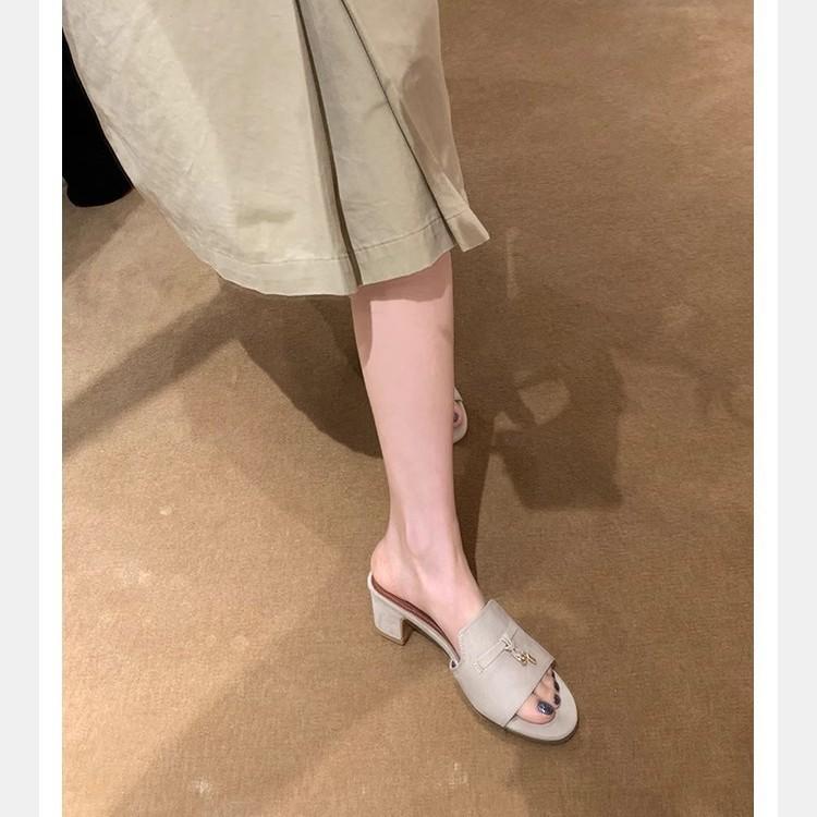 Grape mother same loose old money fringed lock versatile word with thick heel sandals round head versatile high heel slippers