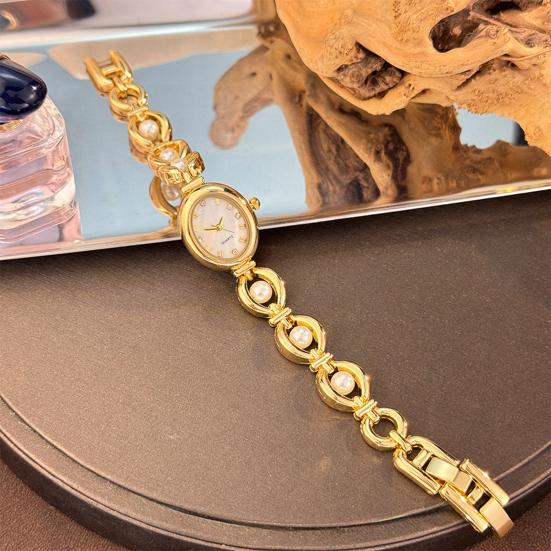 Ladies Oval Dial Watch Elegant Faux Pearl Bracelet Nacre Surface Wristwatch Retro Quartz Watch Luxury Timepiece