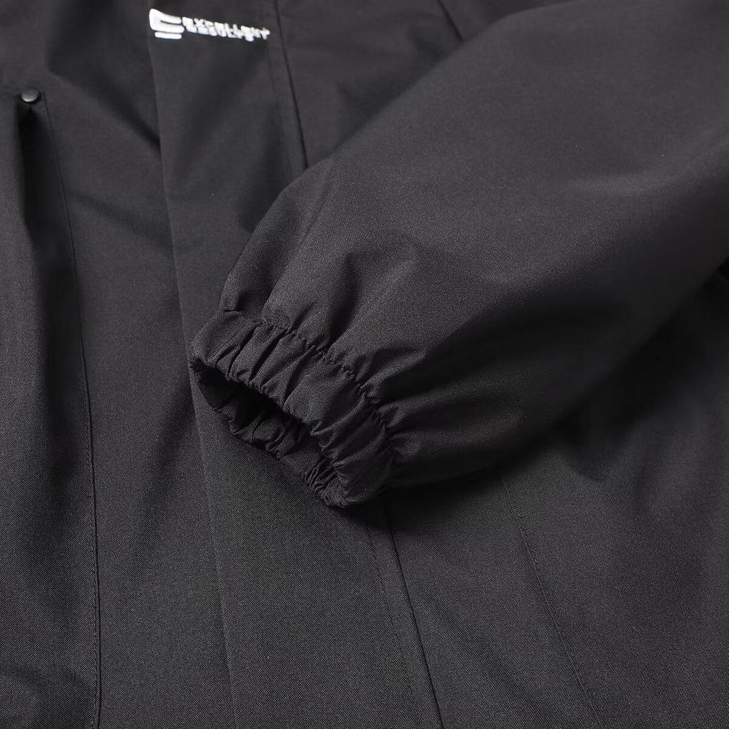 Men's Spring 2024 American Windbreaker: Mountain-Style, Outdoor, Three-Proof, Casual, Loose-Fit Hooded Jacket