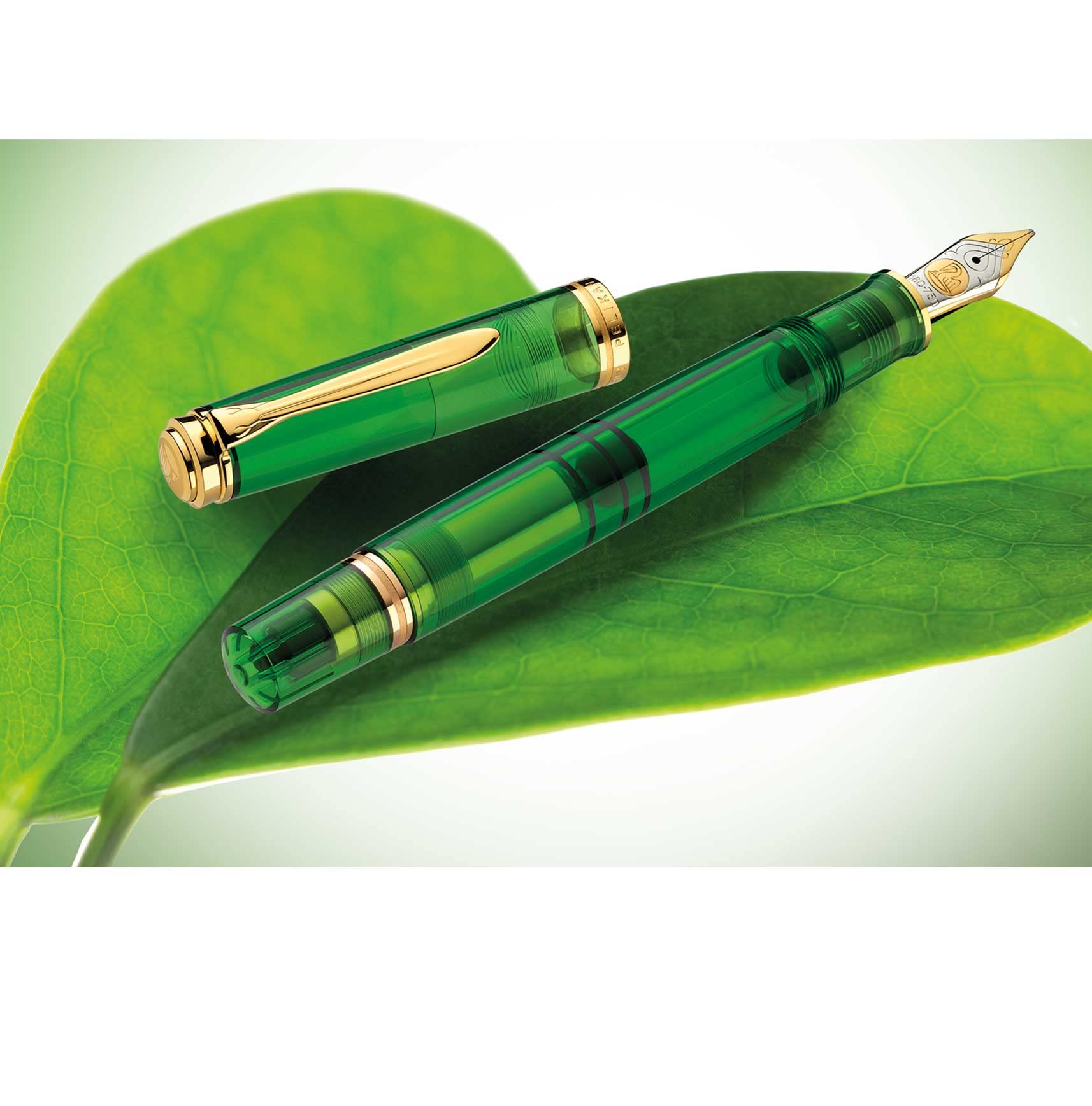 

Pelikan Pelikan Fountain Pen Special Edition Souveraine M800 Green Demonstrator B зелений