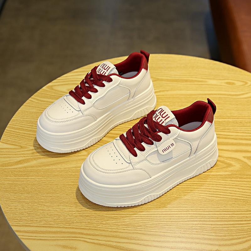 Muffin platform white shoes women's 2025 new fashion versatile comfortable lightweight round head lace-up casual sports shoes
