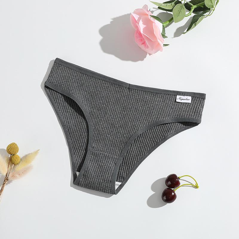 Women's Spring and Summer New Cotton Solid Color Thread Comfortable Breathable Double Layer Low Waist Briefs