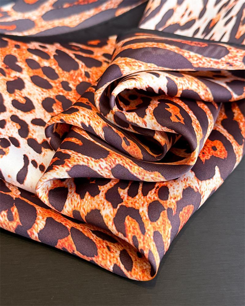 Leopard Print Polyester Scarf Women Fashion Sunscreen Neck Scarf