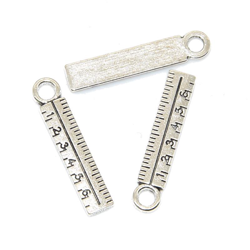 

Набор из 18 подвесок из сплава на швейную тематику: Подвески из игл, ниток, пуговиц и швейной машинки для самодельных украшений