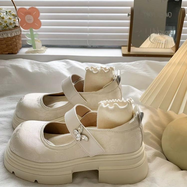 

New Chinese platform Mary Jane shoes 2025 new shallow mouth single shoes Guochao style with cheongsam horse dress shoes high heels 40