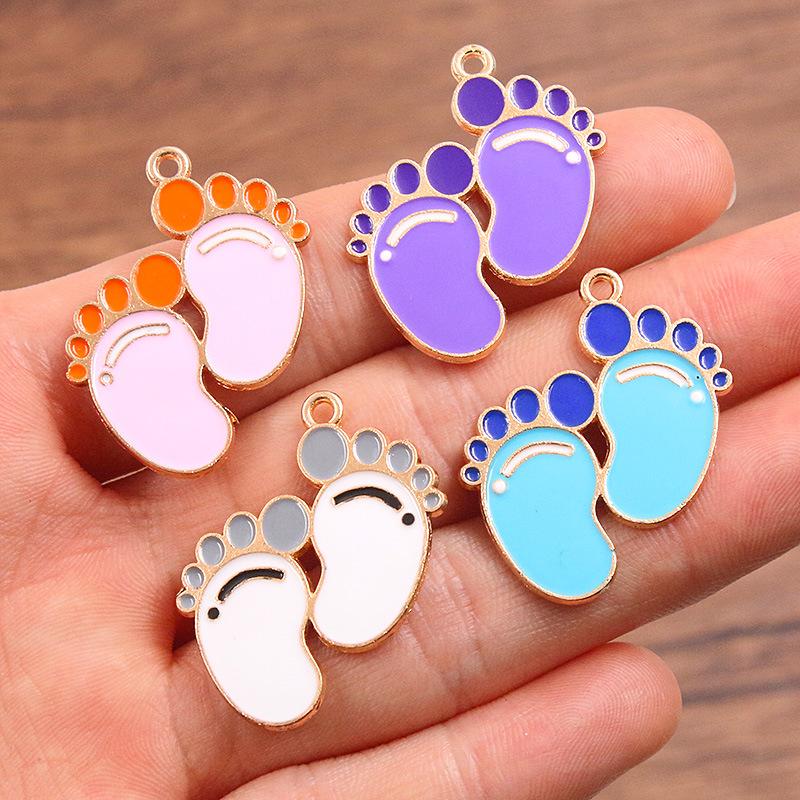 10Pcs 26 * 31mm DIY Cute Sole Pendant Accessories