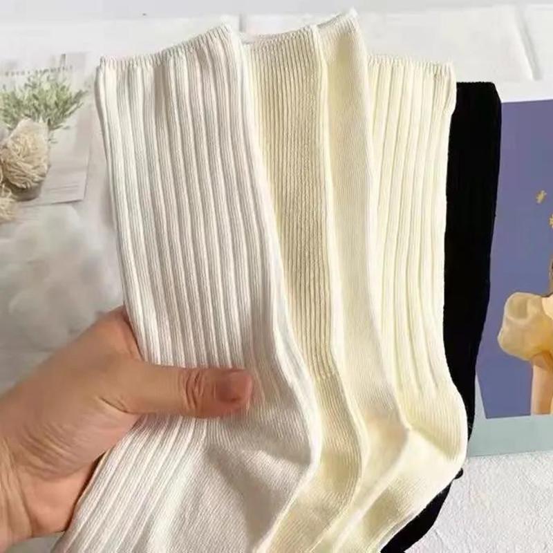 Female Spring and Autumn Solid Color Vertical Long Tube Stack Socks