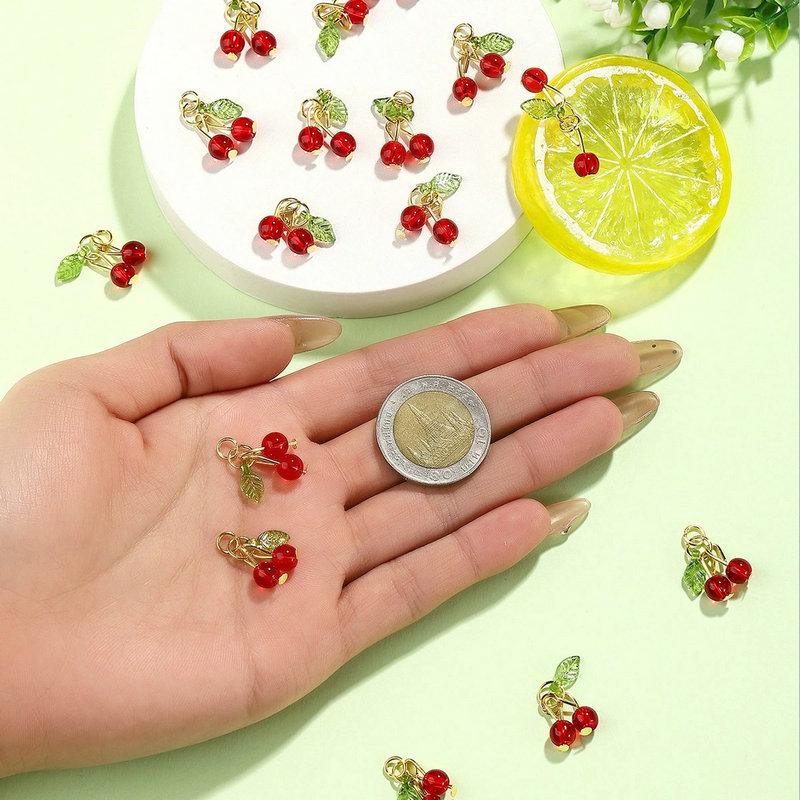 10pz Ciondoli Ciliegia Rossa Carini Pendenti Frutta Rossa in Vetro con Passante Accessori per Creazione Gioielli Fai da Te per Braccialetto Collana Orecchini