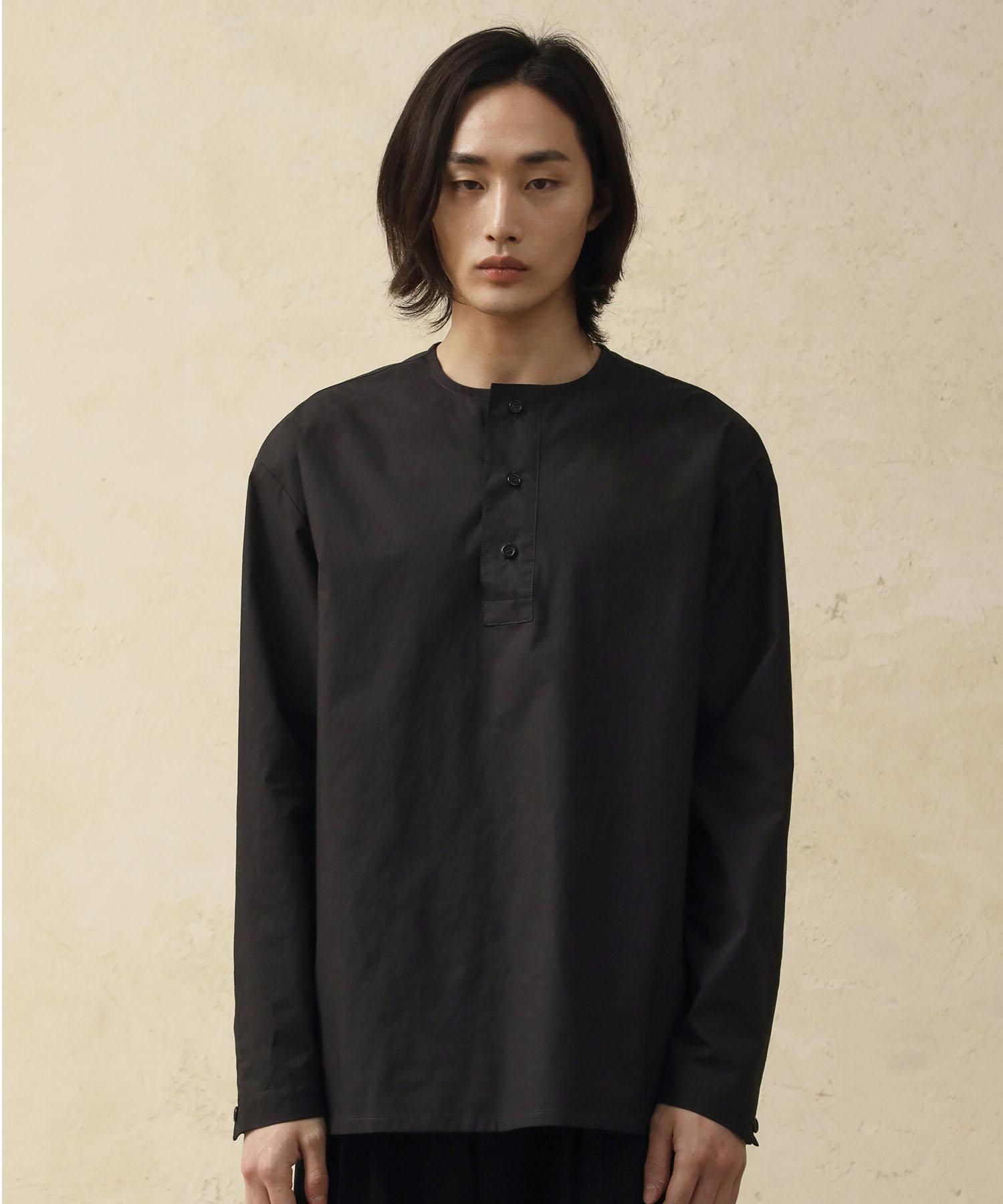 Phil Seek Henley Neck Shirt (Black) 1