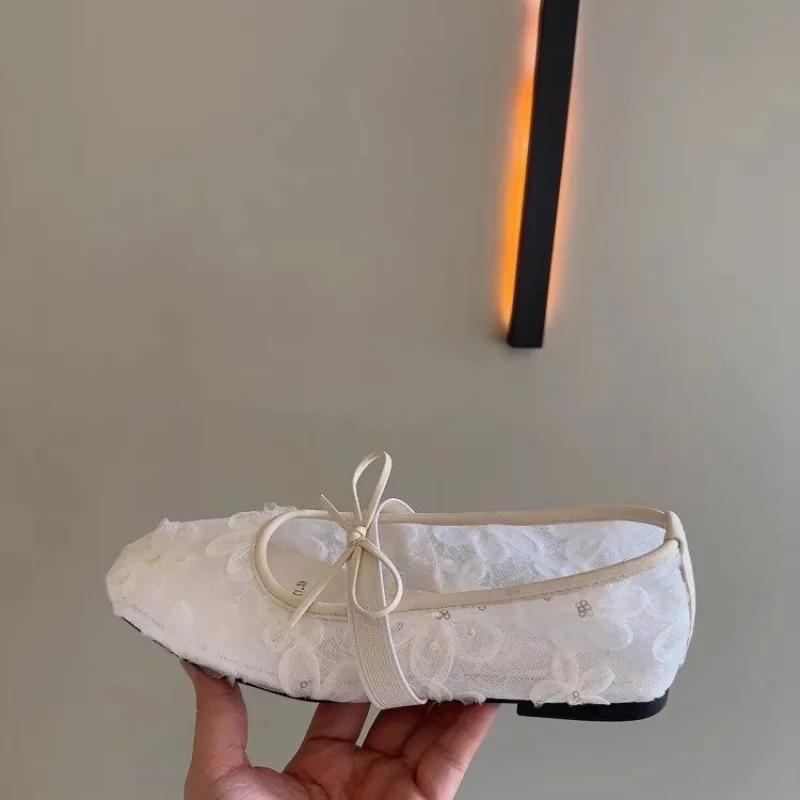 Fashion Women Flats Fashion Slip on Loafers Comfort Sneakers Women Spring Lace Mary Jane Shoes Street Style Soft Sole Dress Flat Shoes