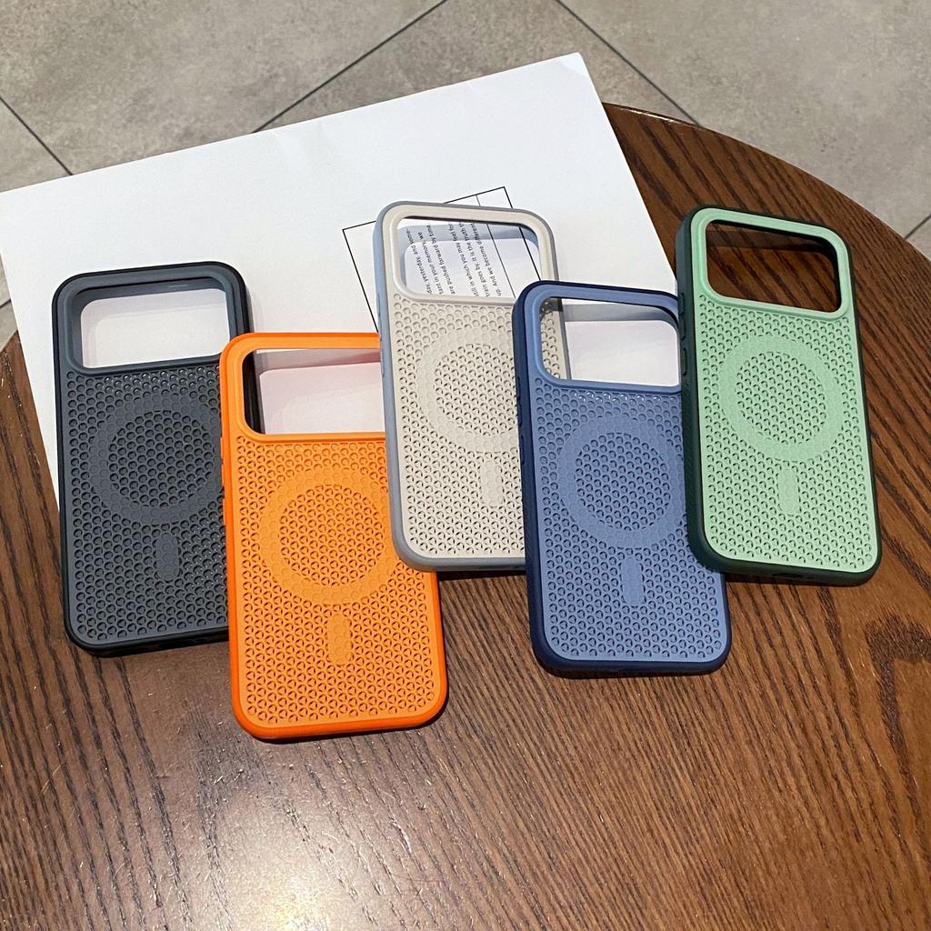 Summer Redmi K11Promax Mobile Phone Case Two-color Honeycomb Heat Dissipation Redmi K81Pro Magnetic Protective Case