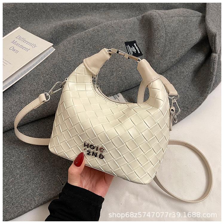 2025 new model, this year's popular bag, casual weaving trend, hand bag feeling, casual shoulder crossbody bucket bag