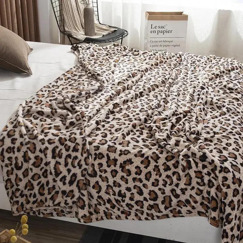 Super Soft Coral Fleece Flannel Blanket Leopard Stripe Printed Sofa Bedspread Plaid Design For Comfortable Home Living