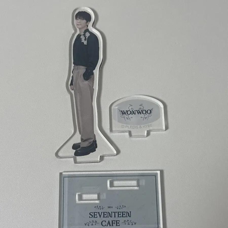

Seventeen Кафе Япония Вону Акриловая подставка