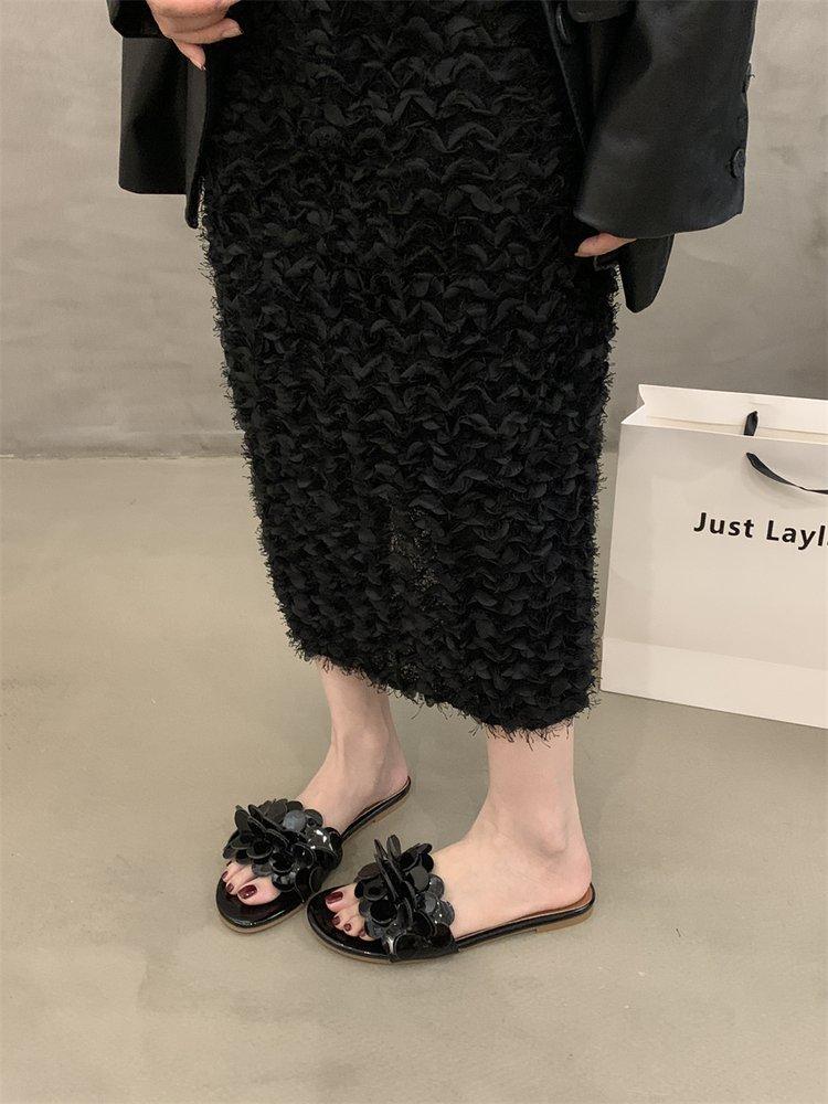 

Мягкая кожаная версия~ Тапочки с юбкой для женщин, летняя модная, маленькая, ароматная, белая, удобная, с открытым носком, на плоской подошве. 35 чёрный