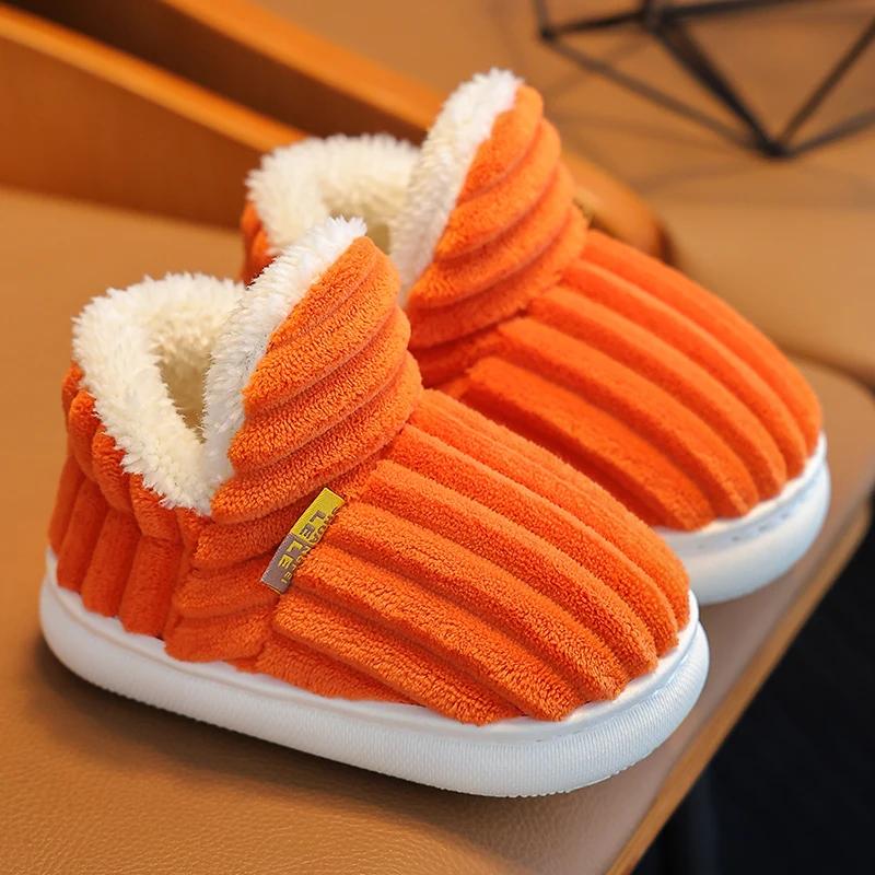 Nuove pantofole invernali a righe concise in peluche per bambini, suola morbida antiscivolo, per bambini, ragazzi e ragazze, con tacco, calde, alte, in cotone per la casa