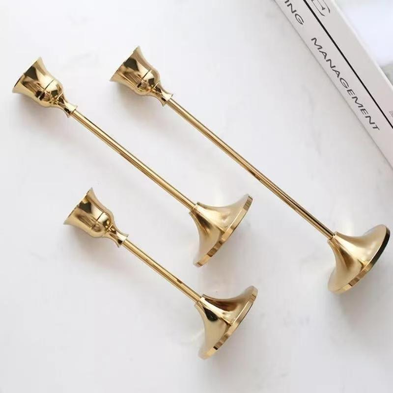 European Retro Luxury Candle Holder, Creative Nordic Iron Art Trumpet Bell Design
