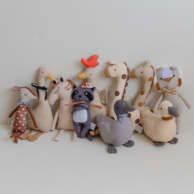 Baby Giraffe Plüschkissen: Beruhigendes Babyspielzeug und Puppe mit weicher Baumwolle