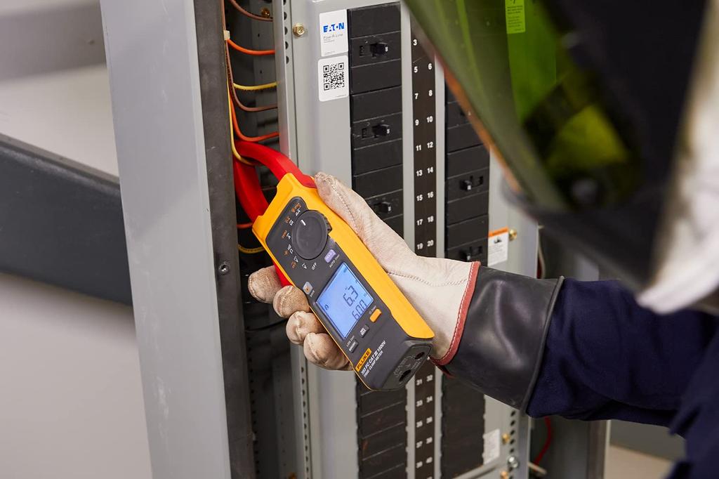 Fluke CAT III 1500V Cęgowy miernik 393 FC True-RMS (Korzystanie z iFlex) []